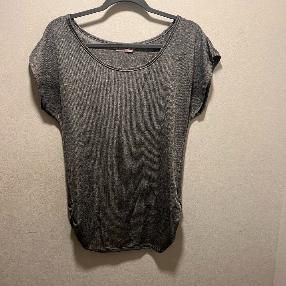GEMSTONE Women's Silver Blouse Roll Tab Sleeve Size Medium